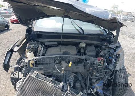 2017 Nissan Pathfinder S z USA, uszkodzony, nr VIN 5N1DR2MM9HC670264